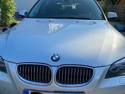 BMW 525