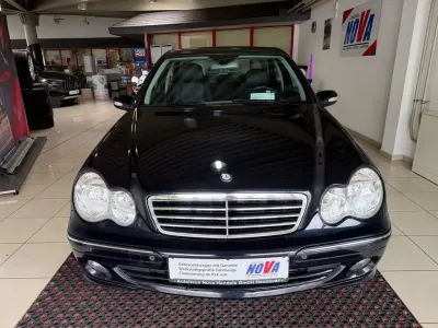 Gebraucht Mercedes C320 Avantgarde 224 PS (164 kW) 2006 Schwarz Limousine