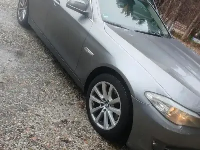 Gebraucht BMW 520 190 PS (139 kW) 2013 Grau Kombi