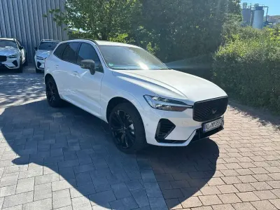 Gebraucht Volvo XC60 Ultra 335 PS (246 kW) 2025 Crystal white / metallic SUV
