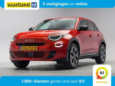 Gebraucht Fiat 600E La Prima 114 kW (156 PS) 2023 Rot SUV