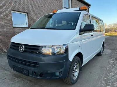 Second-hand VW Transporter Trendline 140 CP (102 kW) 2015 Alb Van