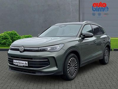 Gebraucht VW Tiguan Goal 150 PS (110 kW) 2025 Grün SUV