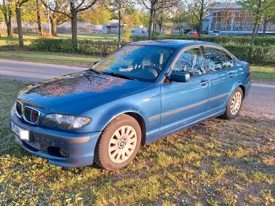 Gebraucht BMW 320 170 PS (125 kW) 2002 Blau Limousine