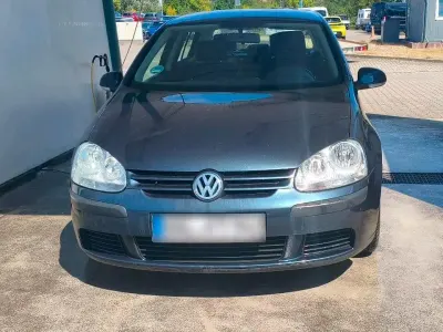Gebraucht VW Golf IV 102 PS (75 kW) 2005 Blau Limousine