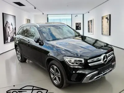 Gebraucht Mercedes GLC200 197 PS (144 kW) 2021 Schwarz SUV