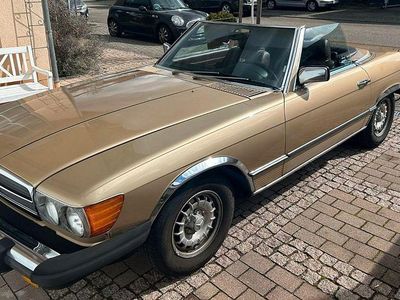 Usata Mercedes SL380 204 CV (150 kW) 1982 Oro Cabrio