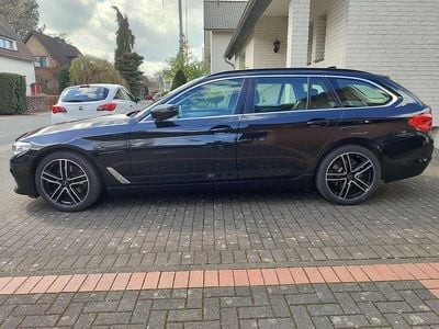 Gebraucht BMW 520 184 PS (135 kW) 2018 Schwarz Kombi