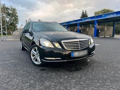 Mercedes E200