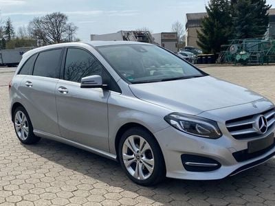 Mercedes B220