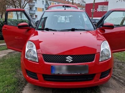 gebraucht Suzuki Swift 1.3 Club mit TÜV Dezember 2025