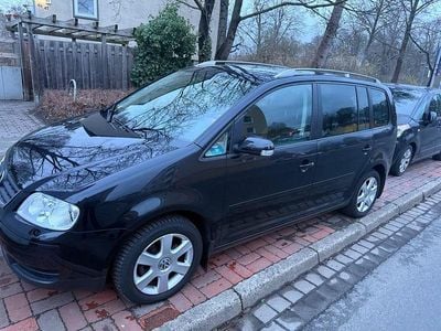 Gebraucht VW Touran Trendline 105 PS (77 kW) 2006 Schwarz Van / Kleinbus