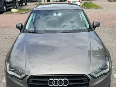 Gebraucht Audi A3 Ambiente 150 PS (110 kW) 2015 Braun Limousine