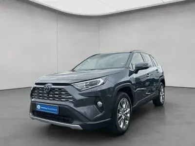 Używany Toyota RAV4 Hybrid Plus 222 KM (163 kW) 2021 Szary SUV