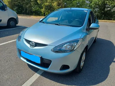 Gebraucht Mazda 2 75 PS (55 kW) 2008 Blau Kleinwagen
