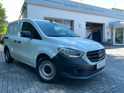Używany Mercedes Citan 110 102 KM (75 kW) 2022 Biały Minivan