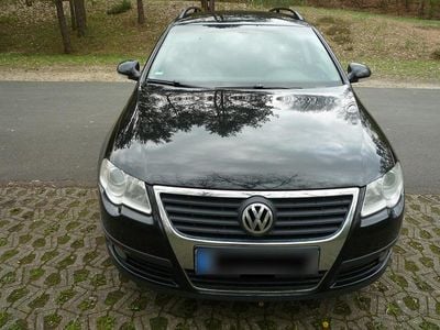 Second-hand VW Passat 140 CP (102 kW) 2009 Negru Break
