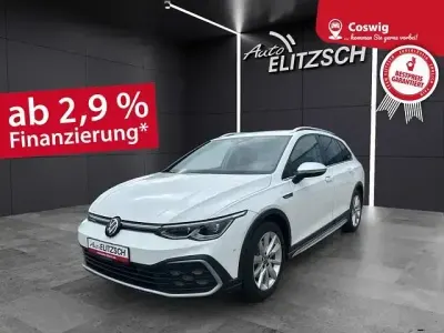 Używany VW Golf Alltrack 200 KM (147 kW) 2023 Biały Kombi