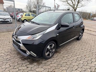 Gebraucht Toyota Aygo X-clusiv 69 PS (50 kW) 2014 Schwarz Kleinwagen