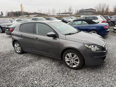 Gebraucht Peugeot 308 Active 131 PS (96 kW) 2016 Grau Kleinwagen