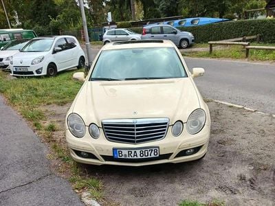 Mercedes E200