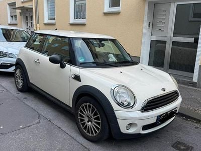 Gebraucht Mini Cooper 75 PS (55 kW) 2009 Weiß Kleinwagen