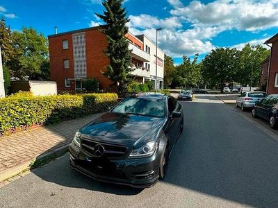 Gebraucht Mercedes C180 AMG 156 PS (114 kW) 2012 Schwarz Coupé