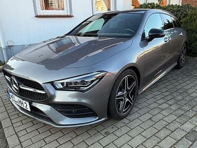 Grau Gebraucht 2022 Mercedes CLA250 Shooting Brake Kombi | 35.000 € (Etwas zu teuer)