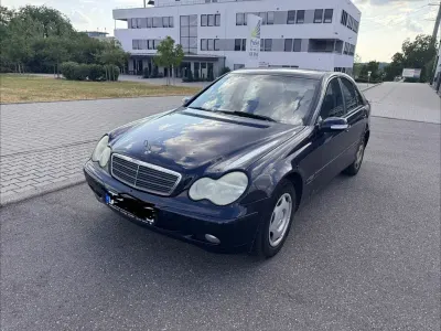 Gebraucht Mercedes C200 Classic 122 PS (89 kW) 2004 Blau Limousine