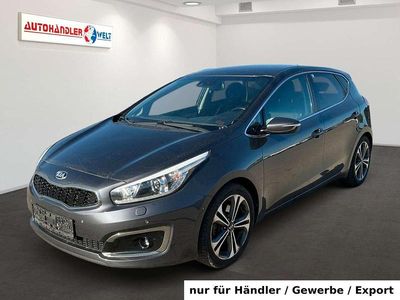 Gebraucht Kia Ceed Spirit 136 PS (100 kW) 2015 Grau Kleinwagen