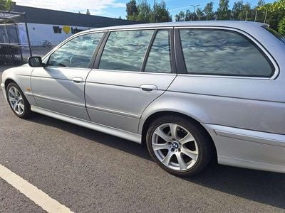 BMW 525
