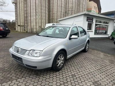 Gebraucht VW Bora 101 PS (74 kW) 1999 Grau Limousine