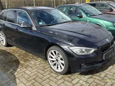 Brugt BMW 318 Sport Line 143 HK (105 kW) 2013 Sort Stationcar