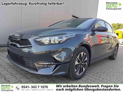 Gebraucht Kia Ceed 140 PS (102 kW) 2024 Penta grau h8g Kleinwagen