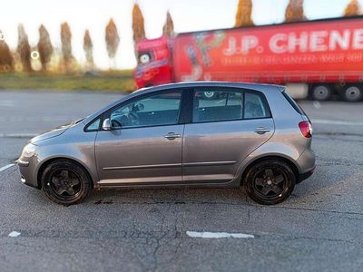 Gebraucht 2005 VW Golf IV Comfortline Limousine | 3.200 € (Teuer)