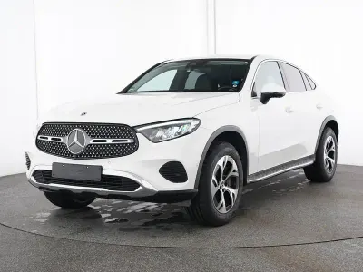 Gebraucht Mercedes GLC300e Avantgarde 204 PS (150 kW) 2025 Weiß SUV