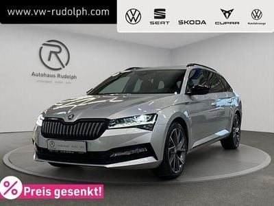 Brilliantsilber metallic (metallic) Gebraucht 2023 Skoda Superb SportLine Kombi | 36.550 €