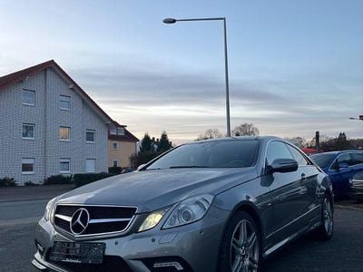 Gebraucht Mercedes E350 AMG line 292 PS (214 kW) 2010 Silber Coupé