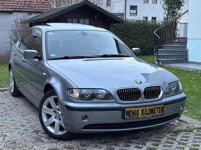 Grau Gebraucht 2004 BMW 320 Exclusive Limousine | 8.999 €
