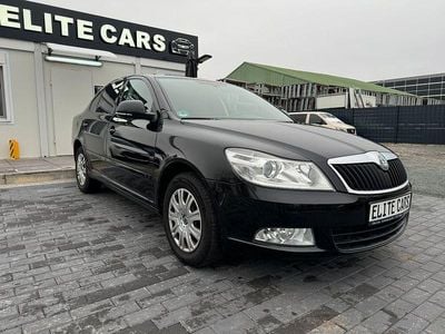 Gebraucht Skoda Octavia Ambiente 105 PS (77 kW) 2011 Schwarz Limousine