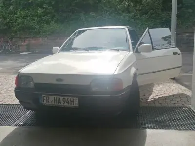 Gebraucht Ford Escort Cabriolet 75 PS (55 kW) 1989 Weiß Cabrio