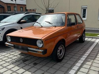 Occasion VW Golf I 50 PK (36 kW) 1978 Geel Hatchback