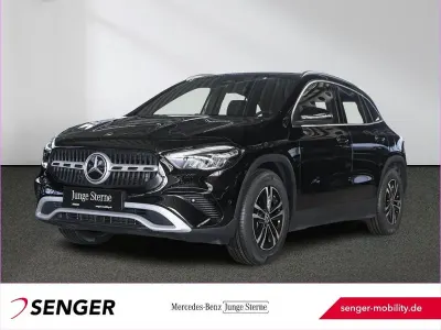 Gebraucht Mercedes GLA200 163 PS (119 kW) 2024 Unilack nachtschwarz SUV