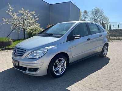 Mercedes B150
