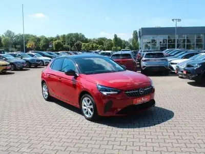 Używany Opel Corsa Elegance 101 KM (74 kW) 2023 Czerwony Hatchback