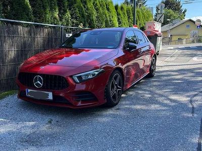 Gebraucht Mercedes A200 163 PS (119 kW) 2018 Rot Limousine
