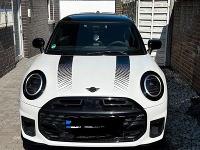 Usata Mini Cooper 114 kW (156 CV) 2025 Bianco Utilitaria