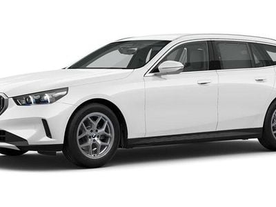 Gebraucht BMW 520 Comfort Edition 197 PS (144 kW) 2025 Weiß Kombi