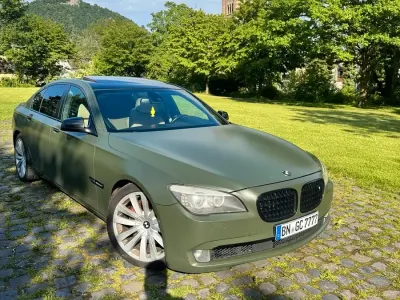 Gebraucht BMW 740 Luxury Line 306 PS (225 kW) 2011 Blau Limousine