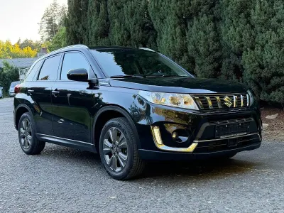 Gebraucht Suzuki Vitara Comfort 111 PS (81 kW) 2019 Schwarz SUV
